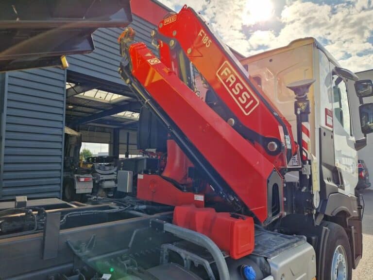 RENAULT C440 BENNE + GRUE
