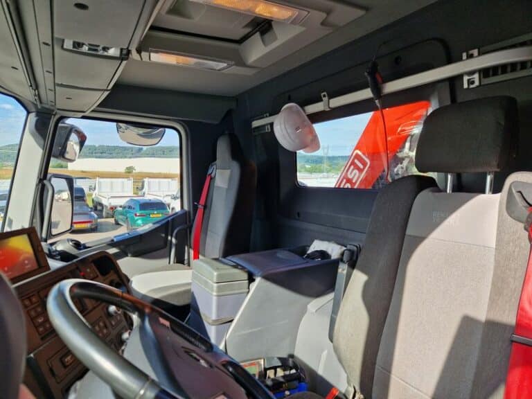 RENAULT C440 BENNE + GRUE