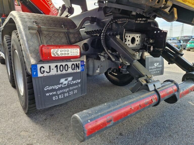 RENAULT C440 BENNE + GRUE