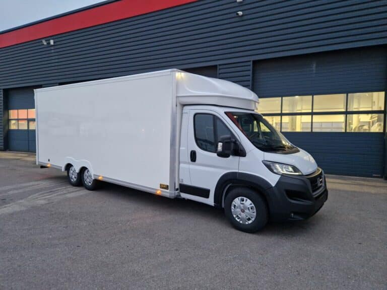 FIAT DUCATO 30M3 AUTOMATIC BOX VAN