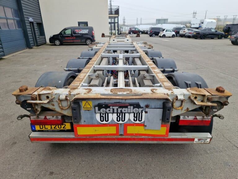 LECITRAILER PORTE CONTAINERS MULTIPOSITIONS