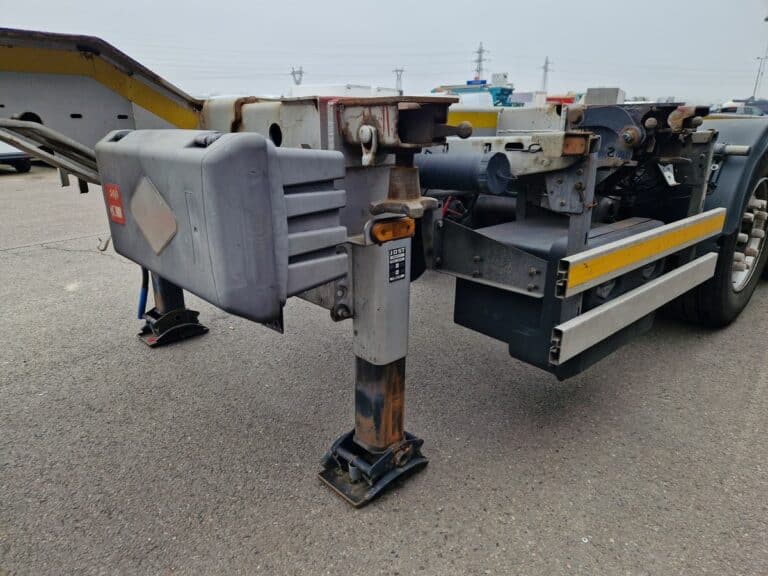 LECITRAILER PORTE CONTAINERS MULTIPOSITIONS