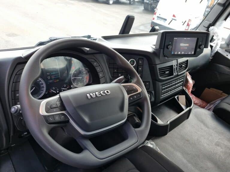 IVECO T-WAY 450 BENNE RONDE / INTARDER