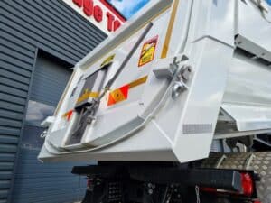 IVECO T-WAY 450 BENNE RONDE / INTARDER