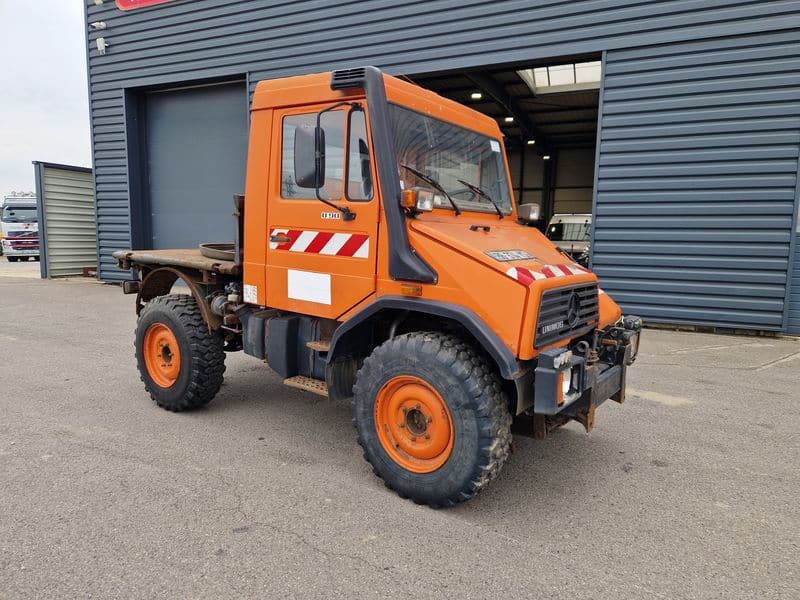 MERCEDES UNIMOG U90