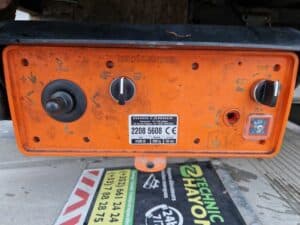 VOLVO FH 400 CURTAIN SIDE + LIFTGATE
