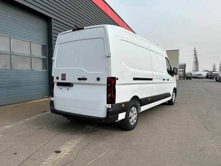 RENAULT MASTER L3H2 150 RED
