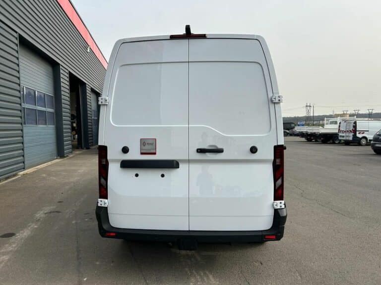 RENAULT MASTER L3H2 150 RED