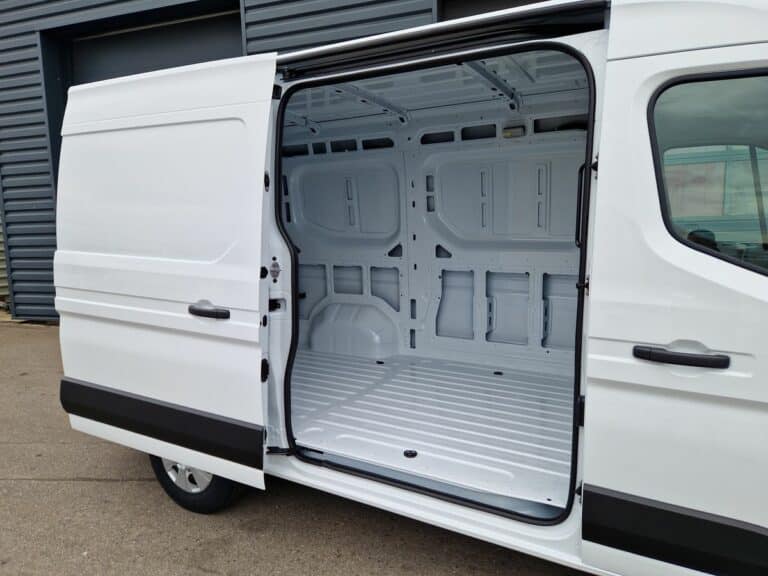 RENAULT MASTER L2H2 ROJO 170