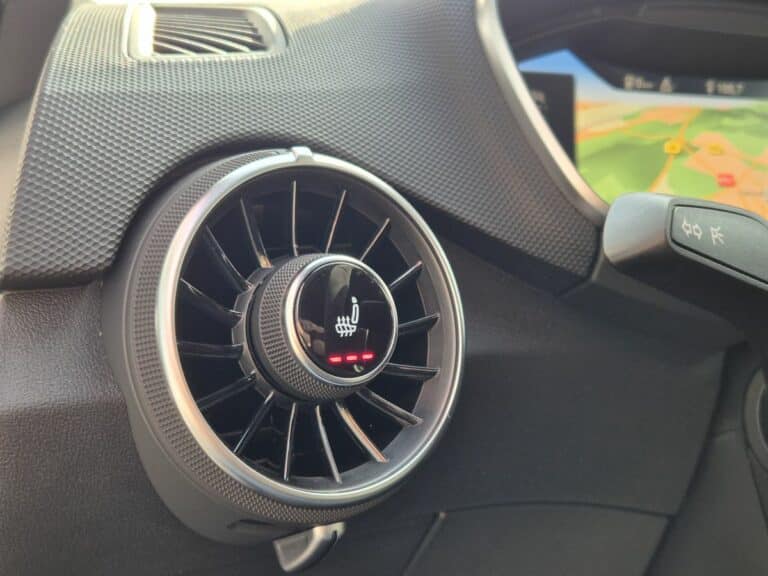 AUDI TT RS ICONIC EDITION