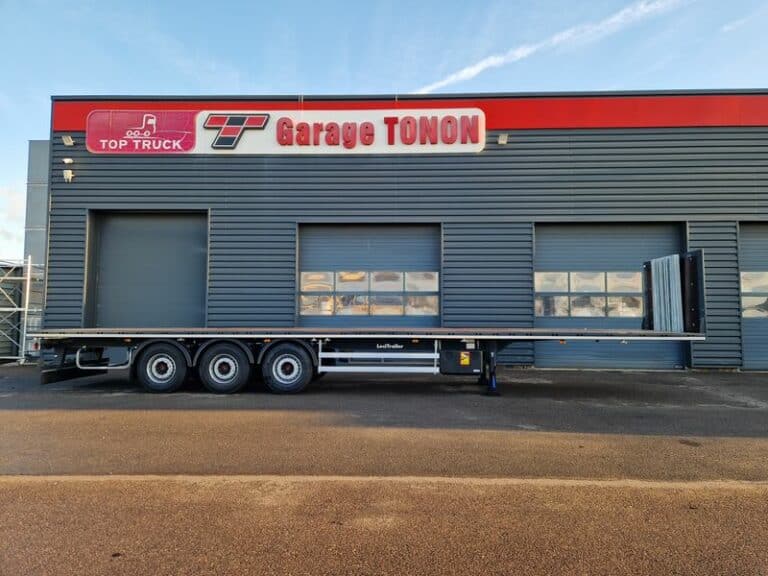 LECITRAILER FLATBED TWISTLOCKS