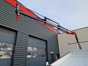 IVECO DAILY 35-160 TIPPER + REMOTE-CONTROLLED CRANE + HYDRAULICS