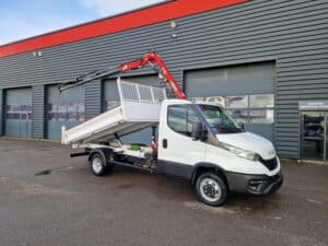 IVECO DAILY 35-160 TIPPER + REMOTE-CONTROLLED CRANE + HYDRAULICS