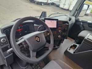 RENAULT K440 Double-Tipper + Crane