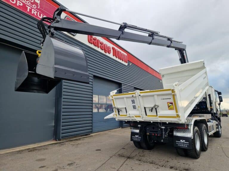 RENAULT K440 Double-Tipper + Crane