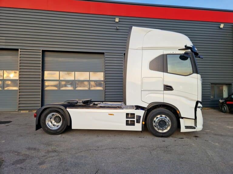 IVECO S-WAY 500 ADR