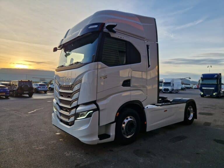 IVECO S-WAY 500 ADR