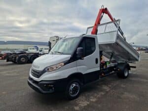 IVECO DAILY 35-160 TIPPER + REMOTE-CONTROLLED CRANE