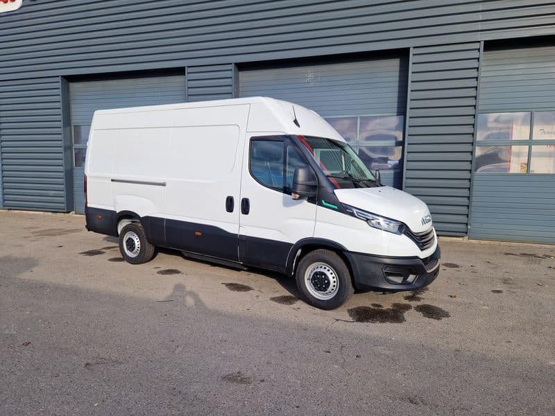 IVECO DAILY 35S14 HI-MATIC