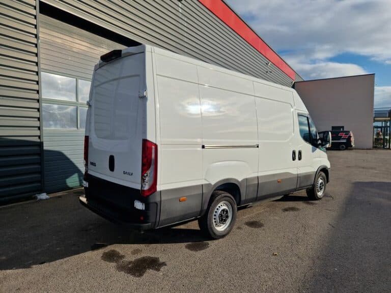 IVECO DAILY 35S14 HI-MATIC