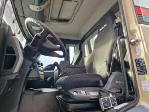 MAN TGS 26.360 Tipper + Crane