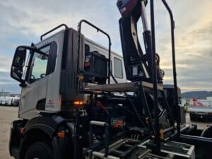 IVECO X-WAY 480 BI-BENNE + GRUE / INTARDER