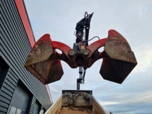 IVECO X-WAY 480 BI-BENNE + GRUE / INTARDER