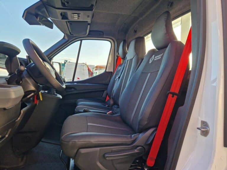 RENAULT MASTER 170 RED PLATEAU 4.60M