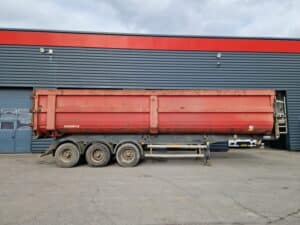 SCHMITZ BENNE A FERRAILLE 49m3