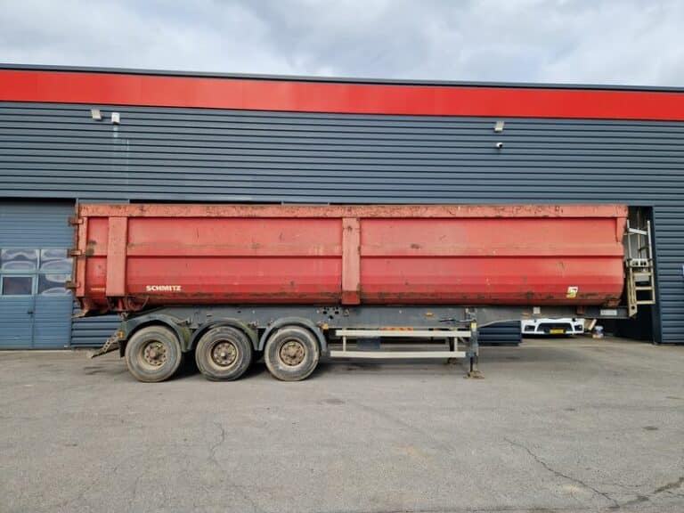 SCHMITZ BENNE A FERRAILLE 49m3