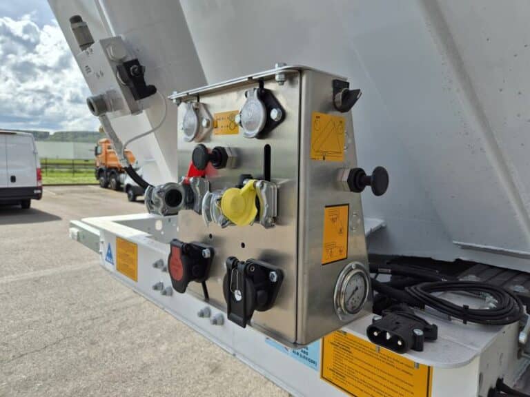BENNES MARREL CARGOTRACK 26m3