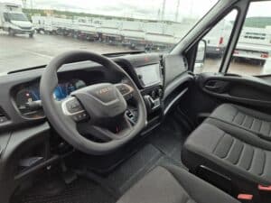 IVECO DAILY 35-180 BVA BENNE + COFFRE