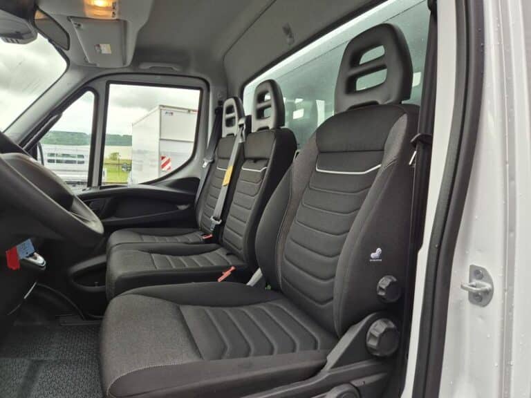 IVECO DAILY 35-180 BVA BENNE + COFFRE