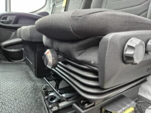 IVECO DAILY 35-180 BVA BENNE + COFFRE