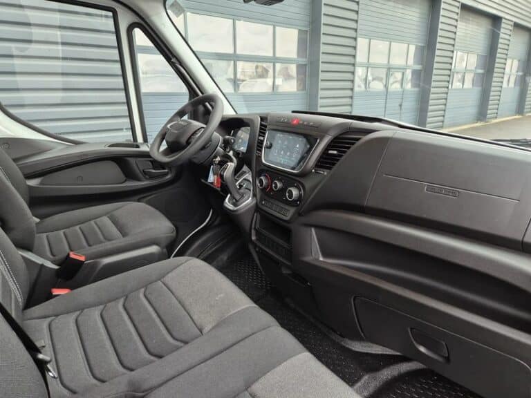 IVECO DAILY 35-180 BVA BENNE + COFFRE