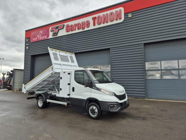 IVECO DAILY 35-180 BVA BENNE + COFFRE