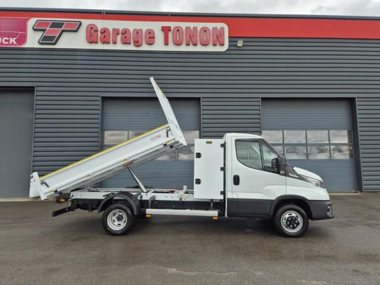 IVECO DAILY 35-180 BVA BENNE + COFFRE