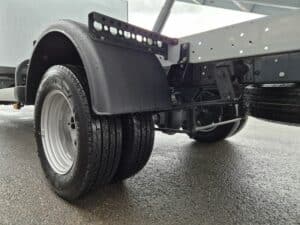 IVECO DAILY 35-180 BVA BENNE + COFFRE
