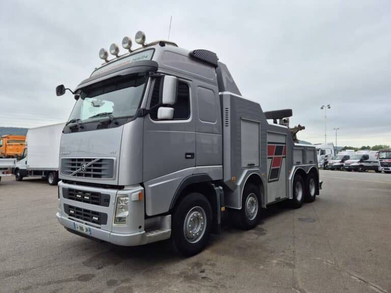VOLVO FH 480 DEPANNEUSE