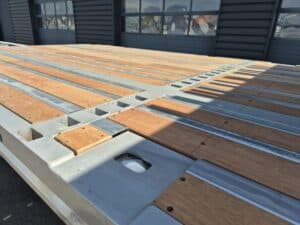 LECITRAILER PLATEAU TWISTLOCKS EXTENSIBLE