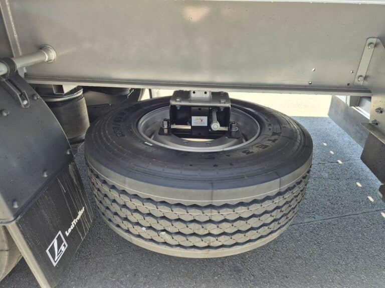 LECITRAILER PLATEAU TWISTLOCKS EXTENSIBLE