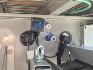 LECITRAILER PLATEAU TWISTLOCKS EXTENSIBLE