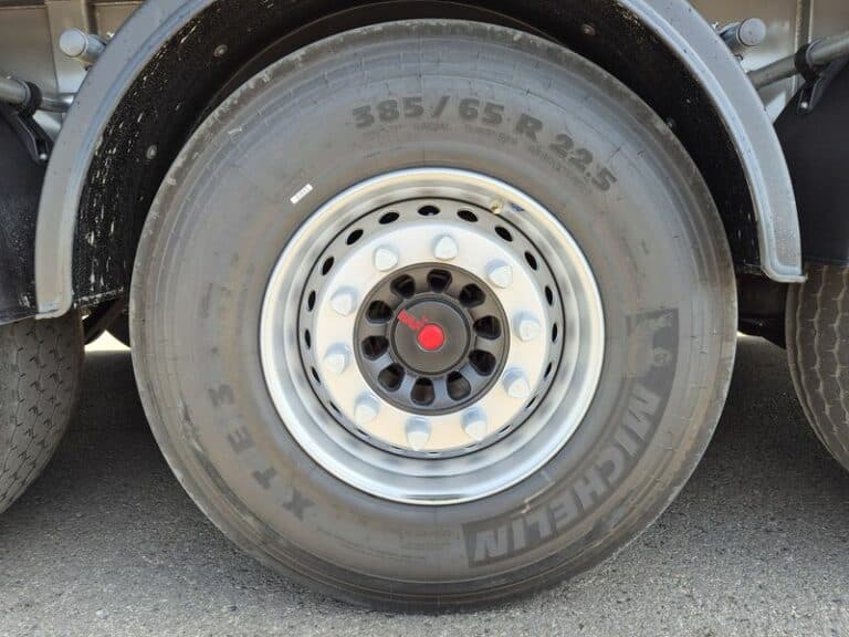 LECITRAILER PLATEAU TWISTLOCKS EXTENSIBLE
