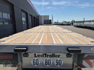 LECITRAILER PLATEAU TWISTLOCKS EXTENSIBLE