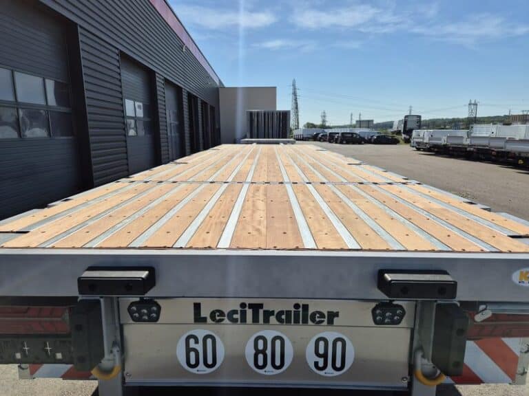 LECITRAILER PLATEAU TWISTLOCKS EXTENSIBLE