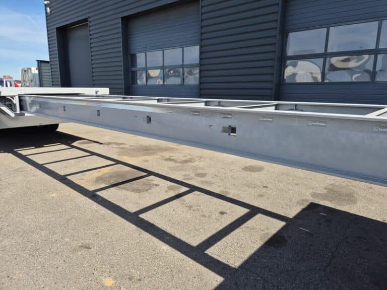 LECITRAILER PLATEAU TWISTLOCKS EXTENSIBLE