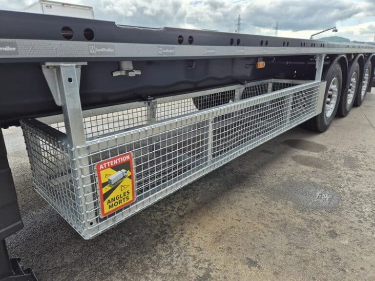 LECITRAILER PLATEAU TWISTLOCKS