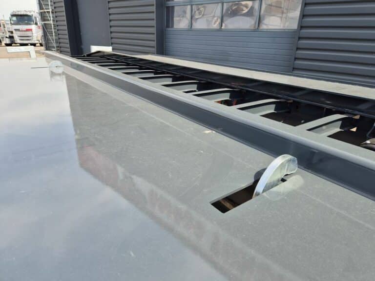 LECITRAILER PORTE CAISSON