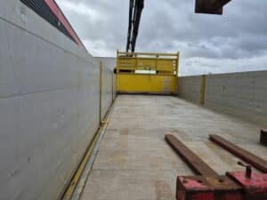 VOLVO FMX 460 PLATEAU + GRUE