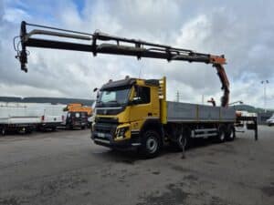 VOLVO FMX 460 PLATEAU + GRUE